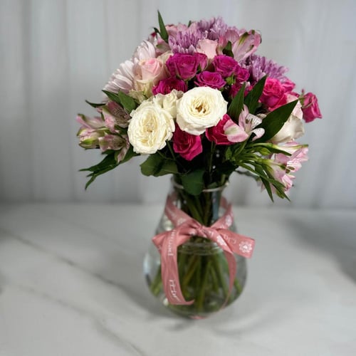 باقة اليوم الفاخرة مزهرية زجاجية