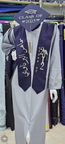 عباية تخريج لون رمادي والوشاح والكاب كحلي
