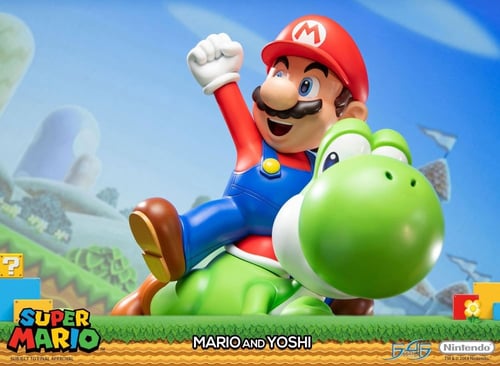 First 4 Figures MARIO AND YOSHI STANDARD EDITION