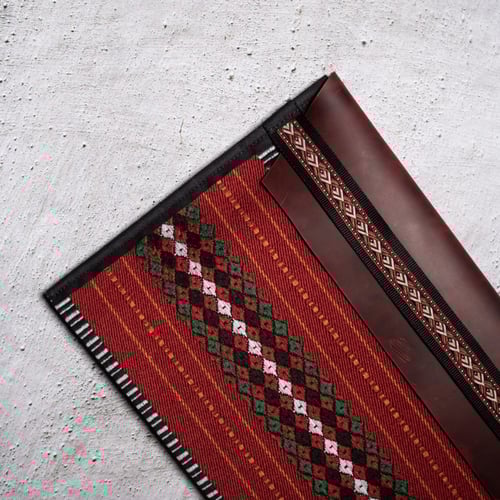 حقيبه لاب توب من قماش السدو والجلد طبيعي فاخر