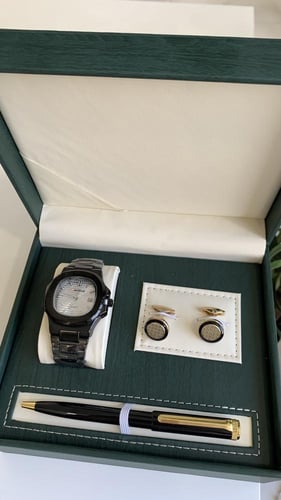 طقم قلم وساعه وكبك اسود وذهبي
