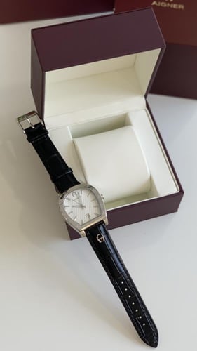 ساعة اقنر رجالي اسود مع ملحقاتها