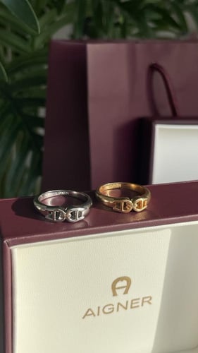 ‏خاتم اقنر نسائي