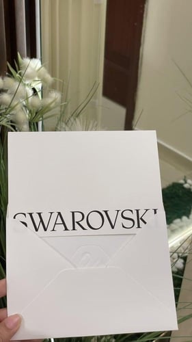 ظرف وكرت سواروفسكي