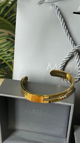 اسورة ميسكا لون ذهبي