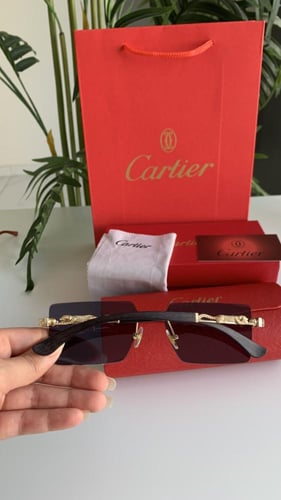 نظاره كارتير ايطار ذهبي مع اسود مع ملحقاتها