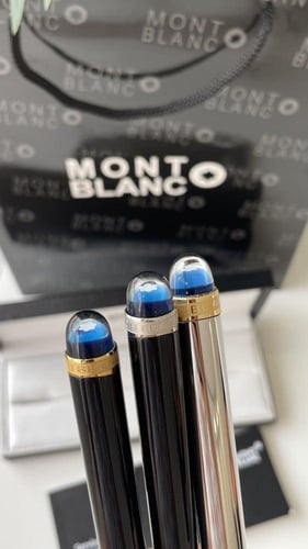 اقلام مونت بلانك هاي كوالتي مع ملحقاتها