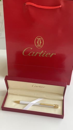 قلم كارتير ابيض مع ذهبي شامل ملحقاته