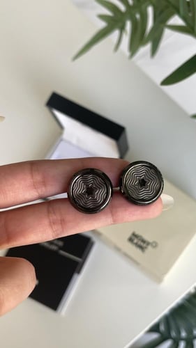 ‏كبك مونت بلانك اسود مع العلبة ودفتر