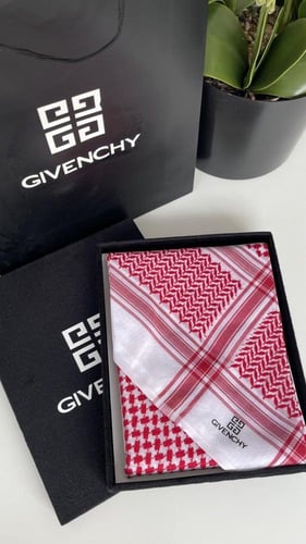 شماغ جفنشي مع العلبه وكيس