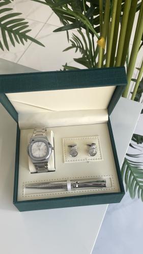 طقم رجالي ساعه وكبك وقلم
