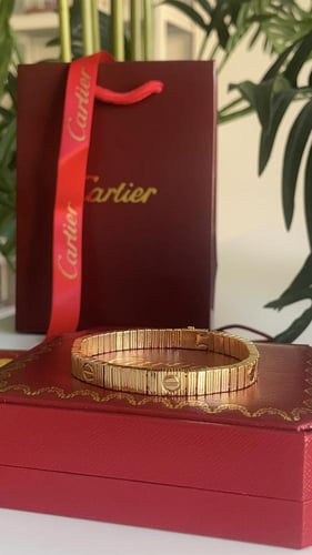 اسورة كارتير ذهبي