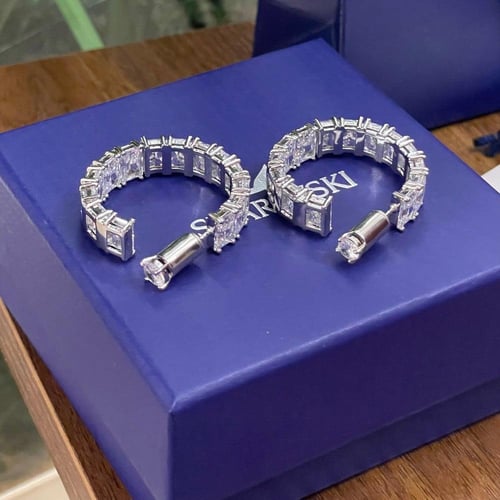 حلق سواروفسكي