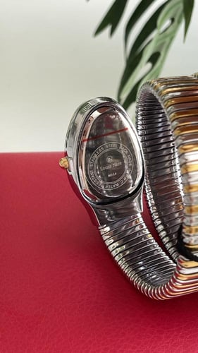 ساعة نسائية فضي مع ذهبي