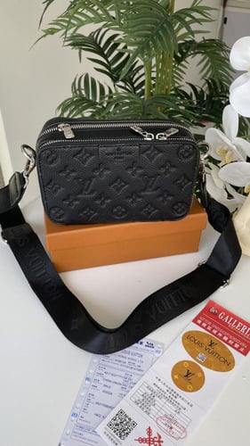 شنطة يد لويس فيتون اسود هاي كوالتي