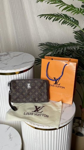 شنطة يد LV هاي كوالتي