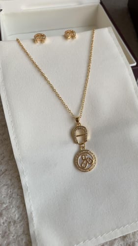 طقم اقنر ذهبي سلسال وحلق