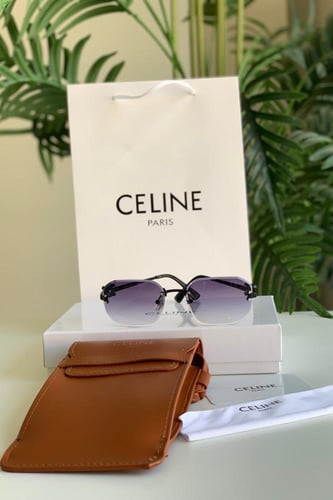 ‏نظارة سيلين مع ملحقاتها