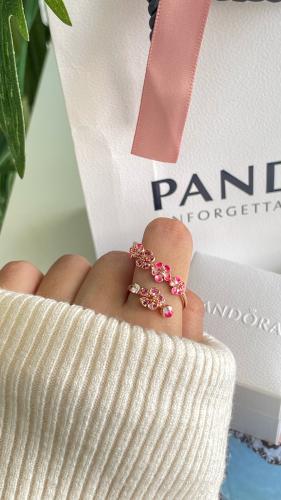 ‏خاتم الورود باندورا