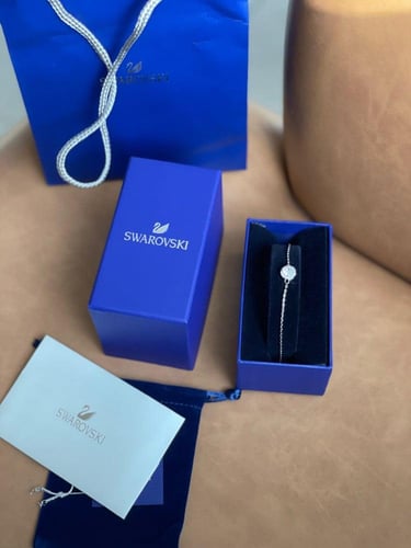 اسورة سوارفسكي