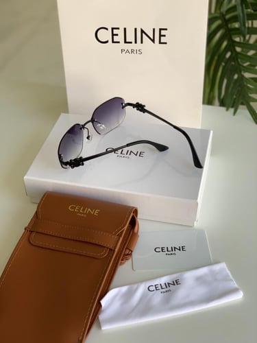 ‏نظارة سيلين مع ملحقاتها