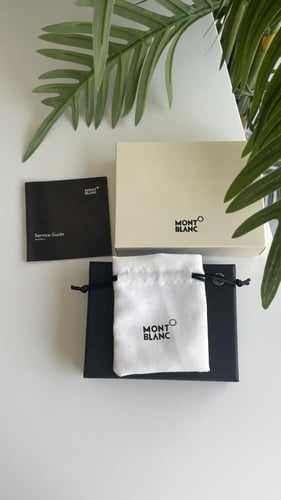 اسوره كحلي خيوط مونت بلانك حديده اسود مع علبه ودفت...