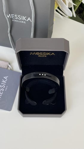 اسورة ميسيكا اسود مع الملحقات