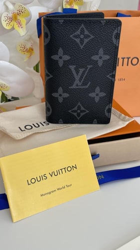 محفظه بطايق LV اسود مع رمادي