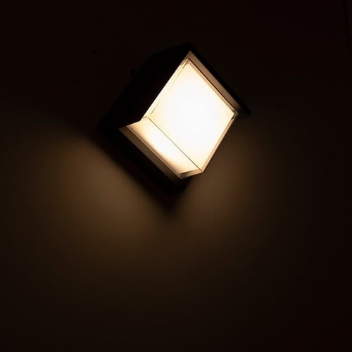 ابليك سور مربع راقي LED