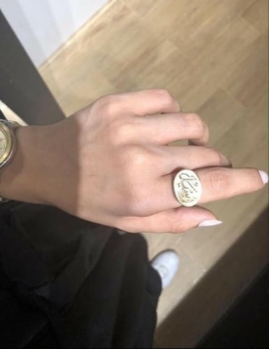 خاتم ملكي - فضه ايطالي عياره 925 - الون صدفي كتابه...