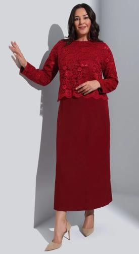 فستان بورغاندي من الدانتيل والكريب