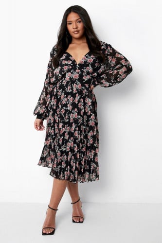 Plus size floral midi dress in black