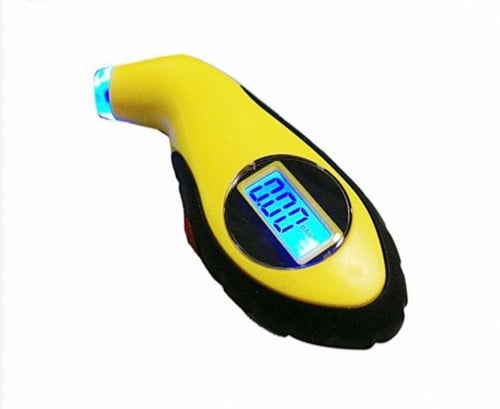 عيار ضغط الكفرات إلكتروني مع شاشة رقميه وكشاف