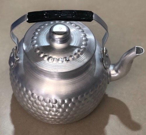 بريق شاهي منقوش كابي