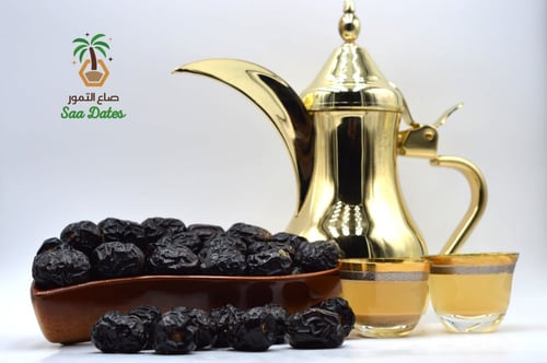 عجوة المدينة