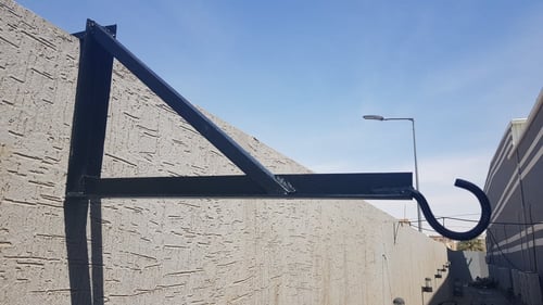 قنارة تعليق ذبايح جدارية