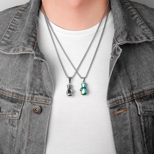 سلسال بتعليقة شكل كف ملاكمة فضي