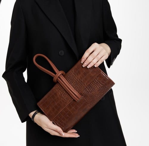 كلاتش كروكديل بني غامق