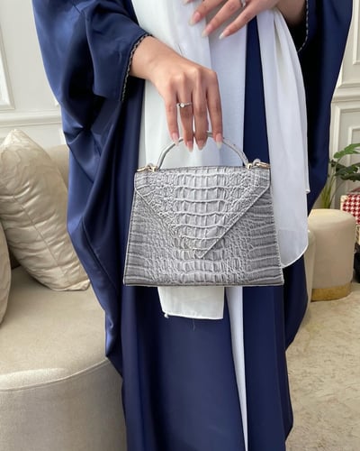 Elegant cross bag