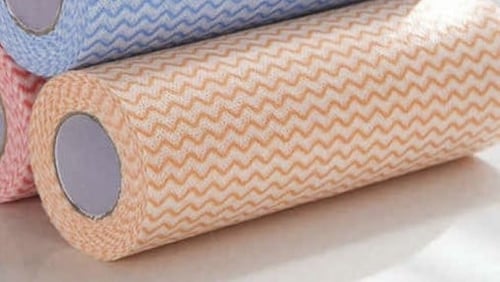 رول مناشف ملونة / ٥٠ قطعة في كل رول