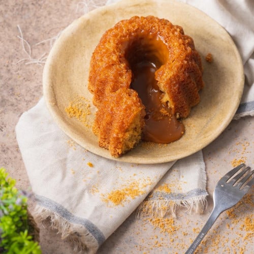 مولتن كيك بالتمر 12 قطعه