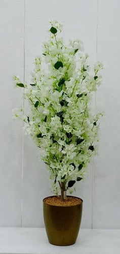 شجرة جهنمية مع قاعدة بلاستيك ارتفاع 140سم عرض الشج...