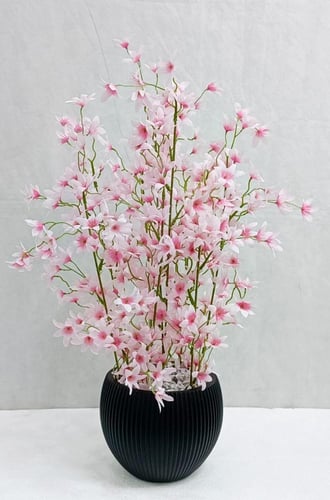 شجرة ورد مع مركن اصيص ارتفاع 65 سم العرض 20 سم