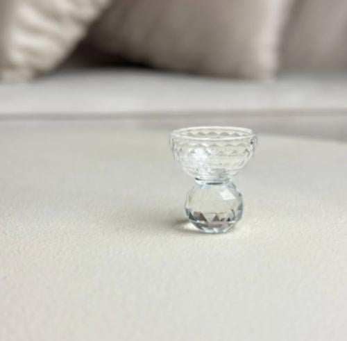 تقديمة صغيرة كرستال