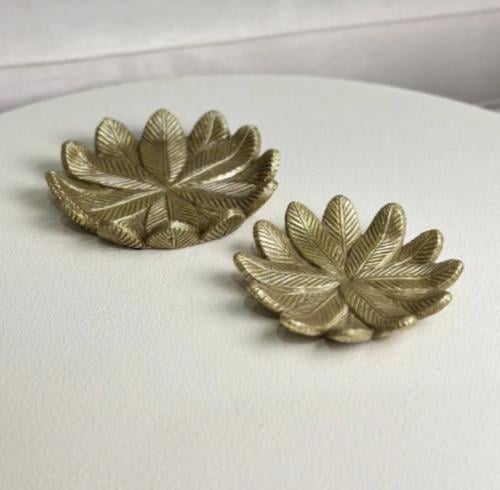 تقديمة معدن مميزة