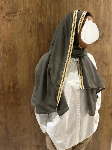 طرحه بوال زيتي بكلفة " ظفيرة " عالطرف