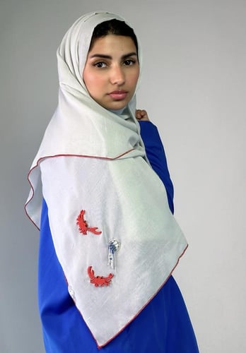 طرحه بوال متوفر باللون الاصفر الفاتح ، والرمادي ال...