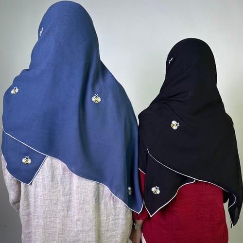 طرحه بوال أسود بتطريز النحل المنثور