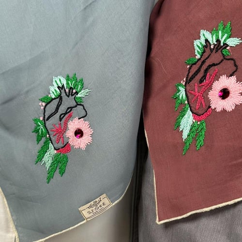 طرحة بوال طبقتين باللون Misty Blue Grey بتصميم الق...