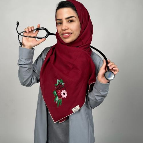 طرحة بوال طبقتين باللون العودي بتصميم القلب المُزه...
